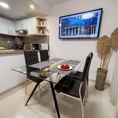 Royal Apartment ซาลอว์ ภายนอก รูปภาพ
